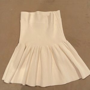 bcbg ivory mini skirt